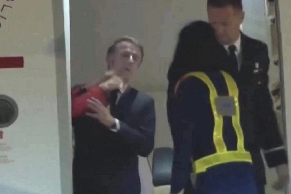 Revelan lo que dijo la esposa de Macron instantes después de abofetearlo ante las cámaras