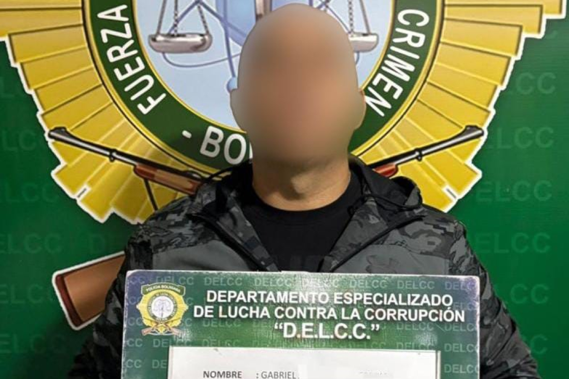 Dan de baja definitiva a mayor de policía vinculado al líder del PCC en Santa Cruz