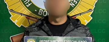 Dan de baja definitiva a mayor de policía vinculado al líder del PCC en Santa Cruz