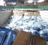 Gobierno lleva alimentos para contingente militar y policial en Llallagua