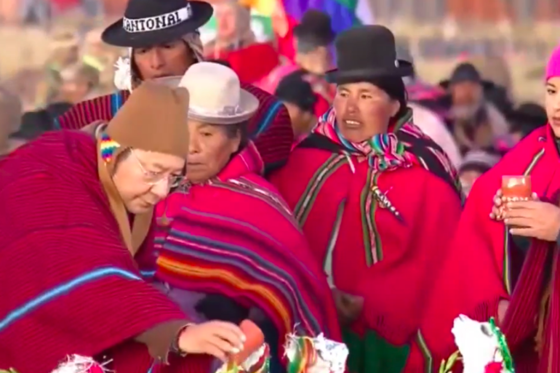 Presidente pide en el Willka Kuti 5533 unidad y mejores días para los bolivianos durante el Bicentenario 