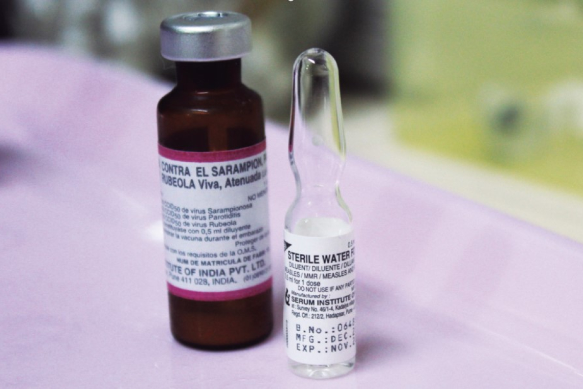 Bolivia cuenta con medio millón de dosis de la vacuna contra el sarampión para proteger a los niños