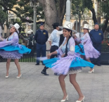 𝗖𝗼𝗰𝗵𝗮𝗯𝗮𝗺𝗯𝗮 𝗿𝗶𝗻𝗱𝗲 𝗵𝗼𝗺𝗲𝗻𝗮𝗷𝗲 𝗮𝗹 𝗕𝗶𝗰𝗲𝗻𝘁𝗲𝗻𝗮𝗿𝗶𝗼 𝗱𝗲 𝗕𝗼𝗹𝗶𝘃𝗶𝗮