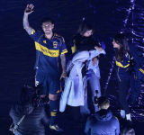 Con una Bombonera repleta, Boca Juniors presentó a Leandro Paredes como flamante refuerzo: “Es el día más importante de mi vida”