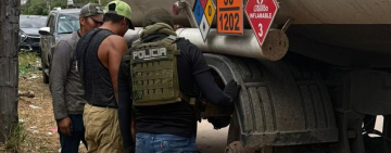 Interceptan camión cisterna con clorhidrato de cocaína en la ruta a Paraguay