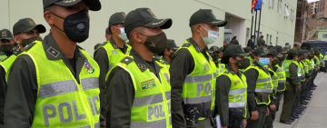 Al menos 500 efectivos de la Policía se desplazarán este martes en La Paz y El Alto por las fiestas julianas