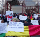 Transporte Interdepartamental se moviliza por Diesel en La Paz