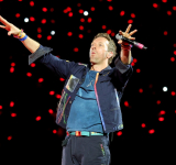 Coldplay lanza advertencia tras el escándalo del CEO sorprendido con amante en uno de sus conciertos 