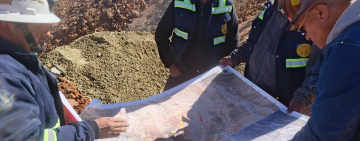 Trasladan 1.500 toneladas diarias de desechos metalúrgicos para mitigar 145 hundimientos en el Cerro Rico de Potosí