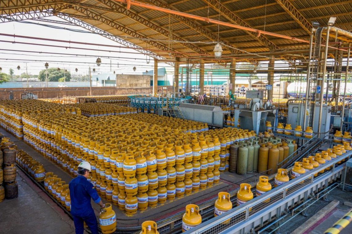 YPFB garantiza abastecimiento de GLP en Bolivia, subió la oferta en 15% por invierno
