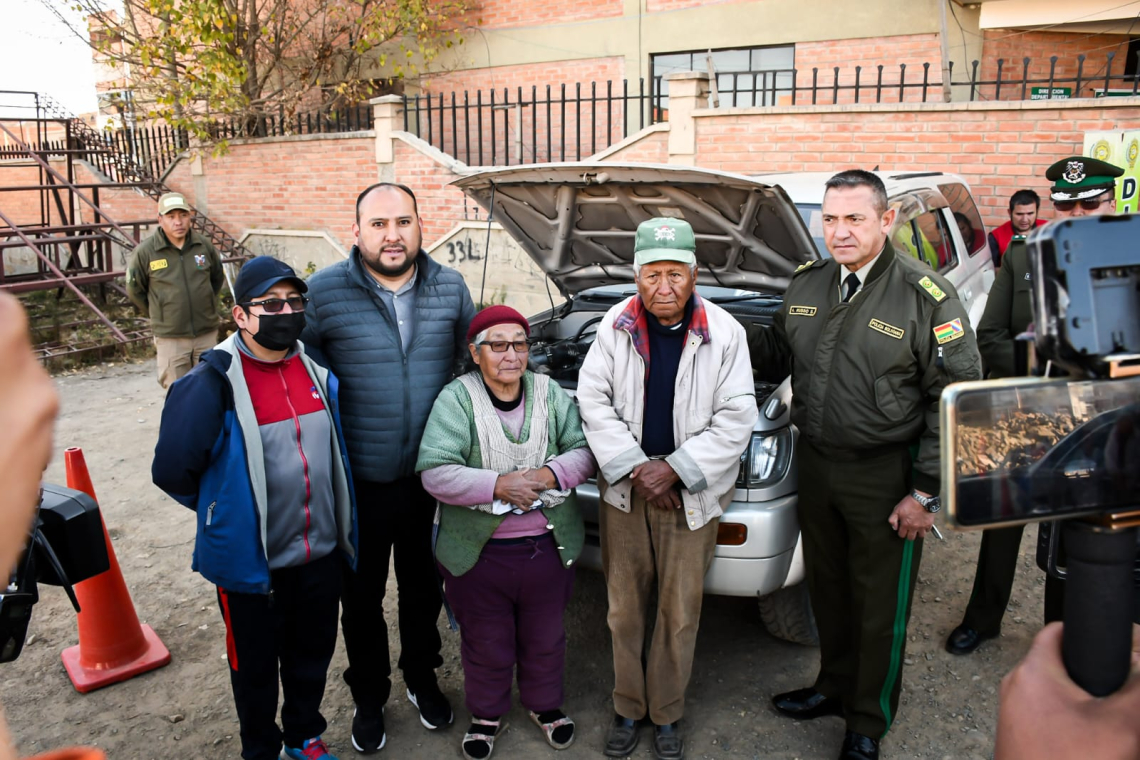 Policía halla vehículo robado a adultos mayores, el caso no esta cerrado