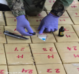 Investigan nexos de casi media tonelada de cocaína y armas incautadas en Beni