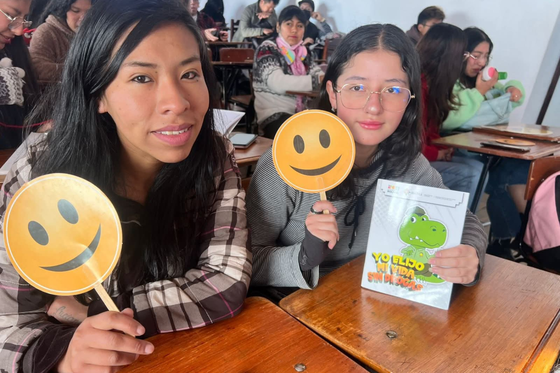 Capacitación en prevención de estupefacientes llega a 200 estudiantes