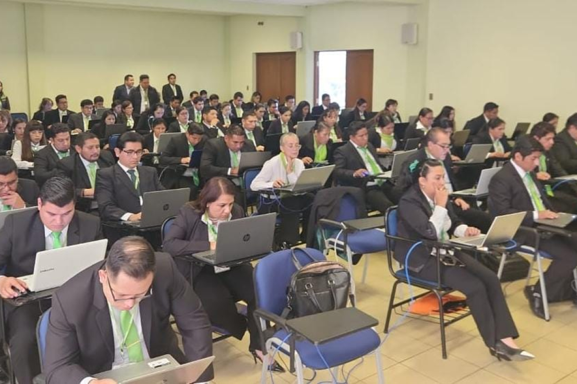 En Fiscalía 425 fiscales de carrera rinden prueba de ecosistema Roma