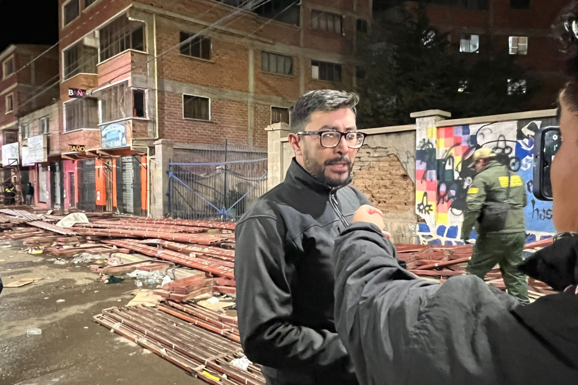 La Fiscalía aprehendió a dueño de las graderías que colapso en convite de Ch´utillos