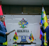 Joel Callaú jura como nuevo director de la ANH