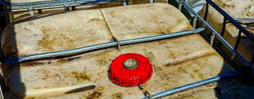 Policía desmantela acopio ilegal de combustible en la ciudad de El Alto