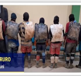 Detienen a 9 personas por presunto intento de juqueo en mina Huanuni