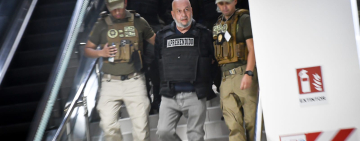 Arturo Murillo expulsado de EEUU llega a Bolivia y aguarda su reclusión