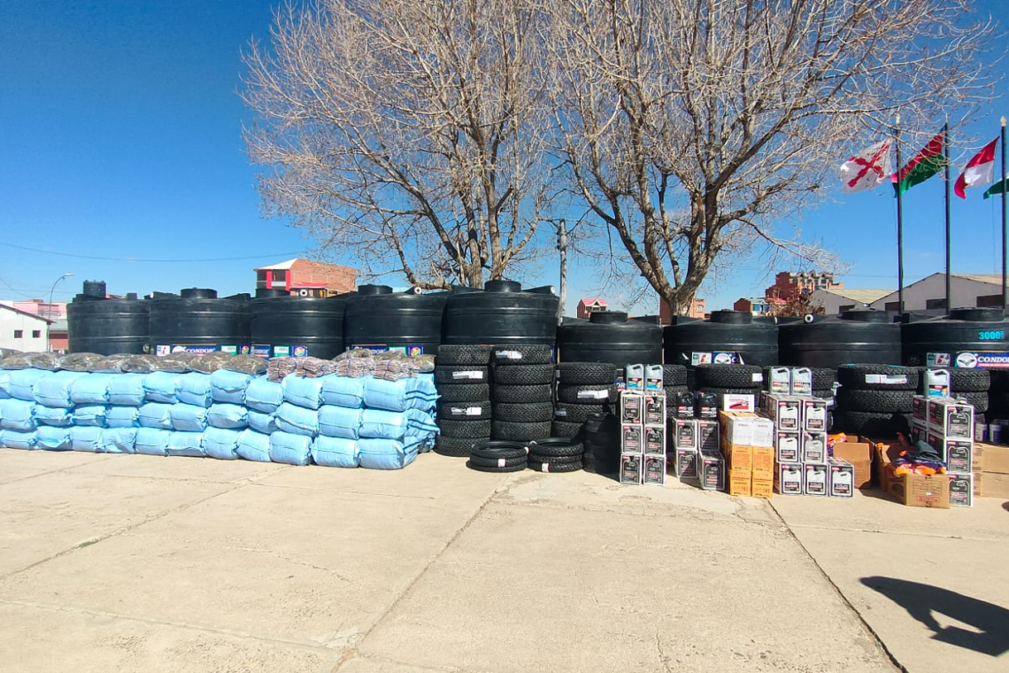 Entregan equipo logístico para fortalecer la lucha contra el contrabando