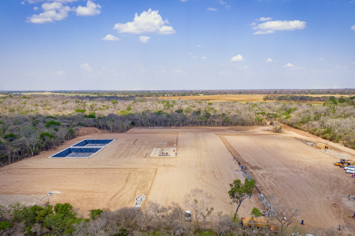 Planchada y camino para acceder al pozo Remanso-X2 de YPFB registra avance del 70%