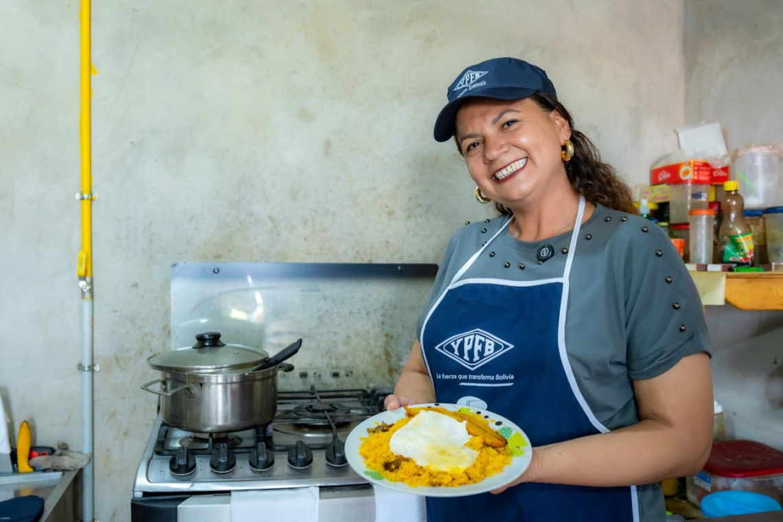 En los últimos 5 años, YPFB benefició a 481.395 cruceños con 96.279 nuevas conexiones de gas domiciliario