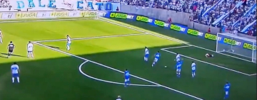 Histórico portero sufre infarto en partido homenaje y es reanimado en cancha