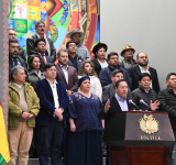 Arce denuncia que desde el Legislativo se gesta un golpe a la democracia y urge al TSE llamar a una reunión de poderes