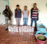 En Sipe Sipe caen dos extranjeros y un boliviano con marihuana