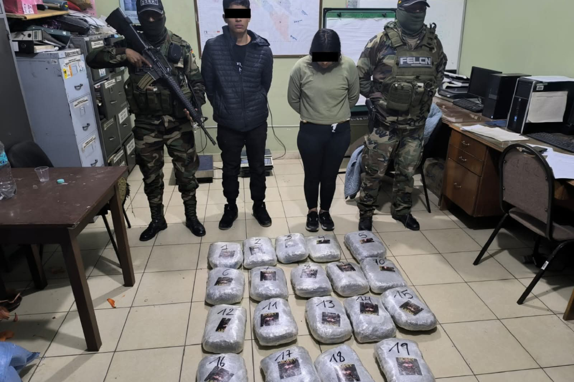 En Tarija secuestran 20,7 kilos de marihuana en posesión de dos personas