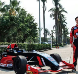 De promesa del automovilismo español a confesar un parricidio