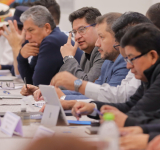 Ministros de Arce presentarán su renuncia colectiva en el último gabinete, pero los viceministros permanecerán en funciones