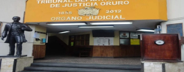 Funcionarios judiciales investigados por consumo de bebidas alcohólicas en oficinas de DDRR