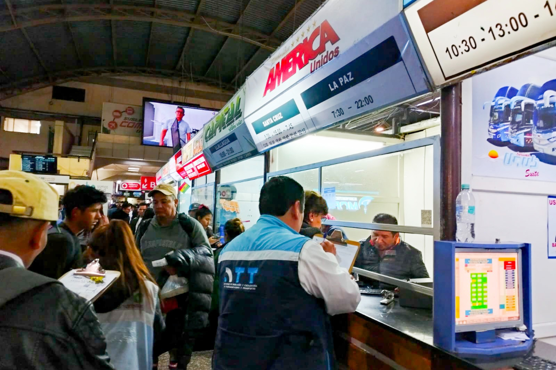 ATT abre 39 procesos de infracción contra empresas de buses por cobros excesivos