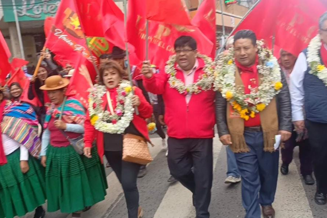 Gran Caravana de la victoria marca la inscripción del candidato Eliser Roca y otros