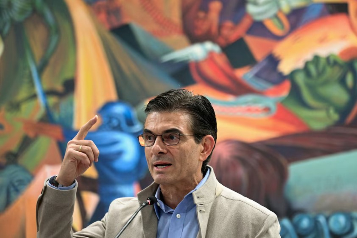 Rodrigo Paz sostuvo que las movilizaciones sindicales contra el retiro de la subvención a los combustibles buscan “atacar la democracia”