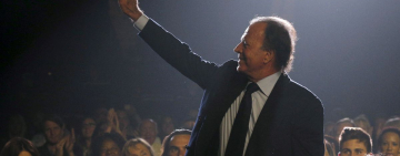 La 'casita del terror' de Julio Iglesias: Denuncian exempleadas al cantante por abuso sexual y trata