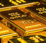 El oro superó por primera vez en su historia la barrera de los 5.000 dólares por onza