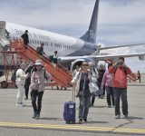  Ajuste de tarifas máximas para viajes aéreos responde a un incremento del 280% del jet fuel