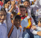 El presidente Rodrigo Paz inaugurará el año escolar en Copacabana