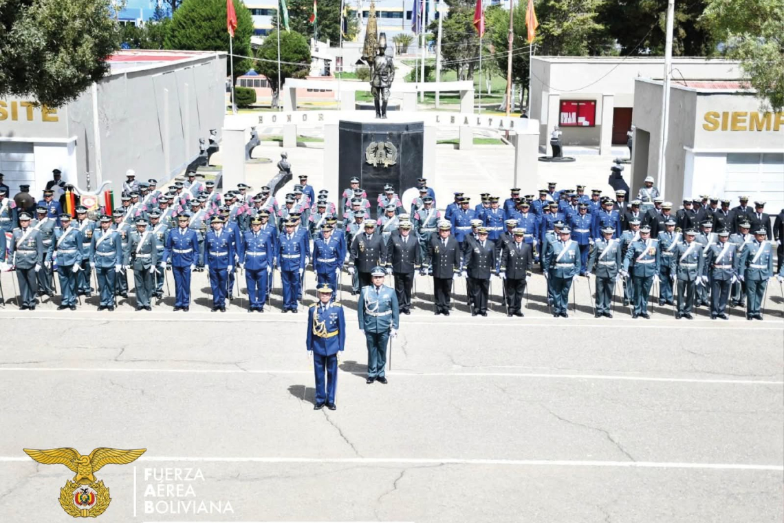 En busca de la excelencia educativa superior se inaugura el Año Académico Militar de las FFAA