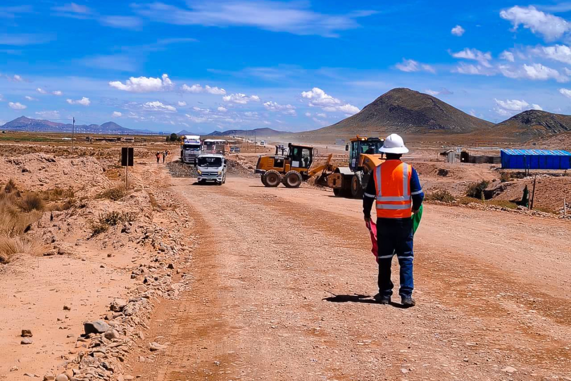 Inspeccionan carreteras de Oruro para garantizar la transitabilidad