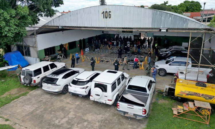 Vehículos de lujo incautados a Marset están en la ciudad de La Paz