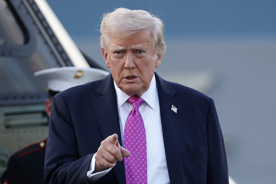 Trump declara la "muerte de Irán" 