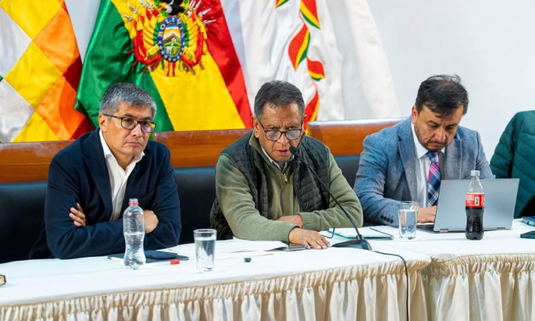 Transporte se normaliza tras acuerdo Gobierno-Choferes que deja sin efectolos  bloqueos