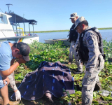 Marinos en menos de 16h hallan y rescatan dos cuerpos en Canal Tamengo