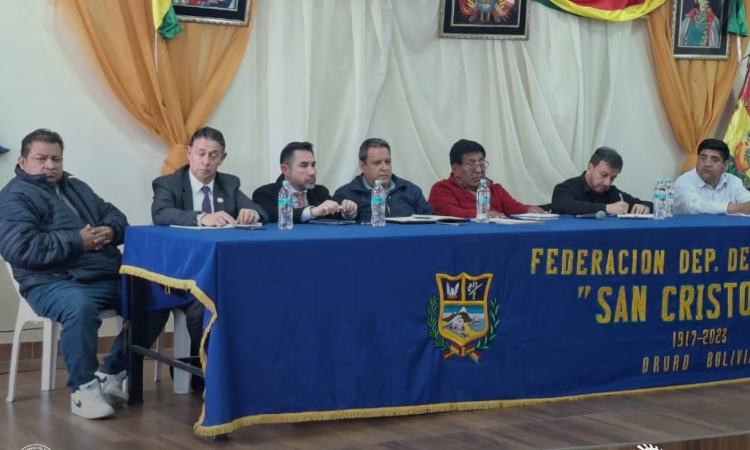 Inicia el diálogo entre el Gobierno y el transporte en Oruro