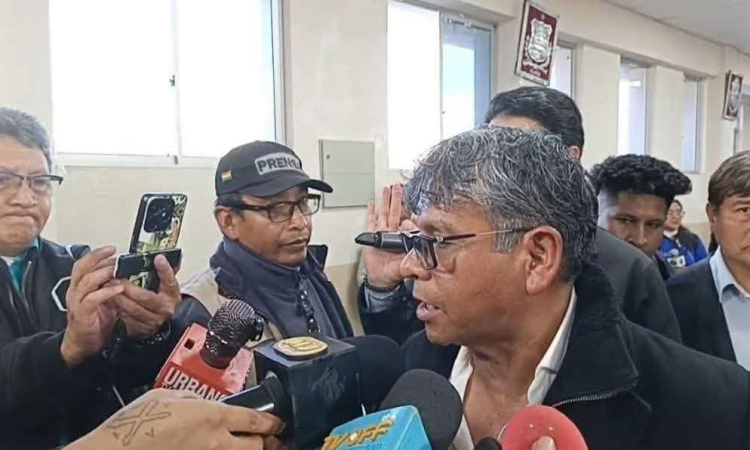 Gobierno y transportistas rompen dialogo y el paro indefinido se mantiene