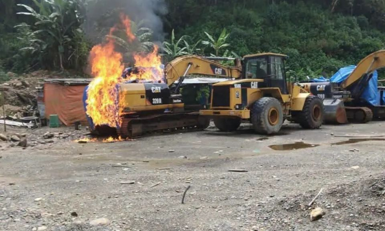 AJAM inutiliza campamento y causa millonaria perdida a la minería ilegal