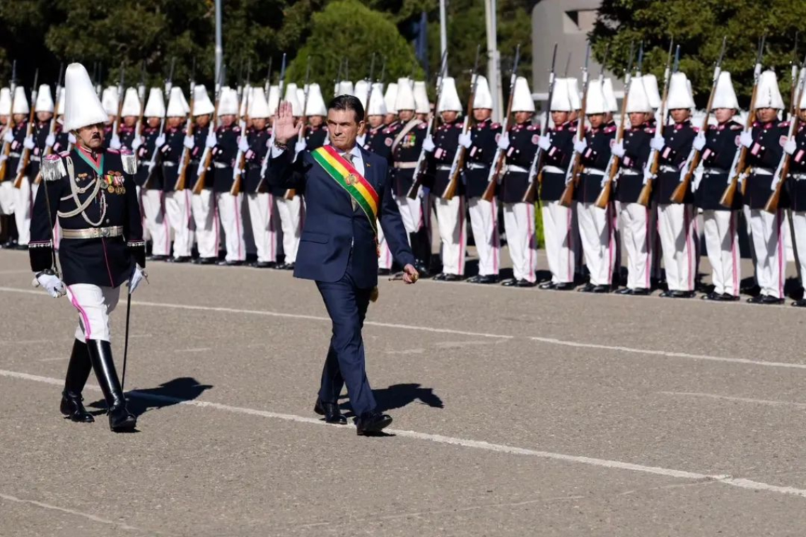 En aniversario del Colegio Militar del Ejército, el Presidente insta “Unidad, disciplina y lucha contra la corrupción”
